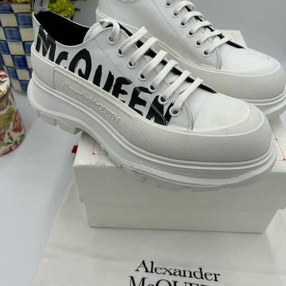 Men's Alexander, McQueen tread slick graffiti sneakers, size 46 made in Italy - Picture 3 of 13